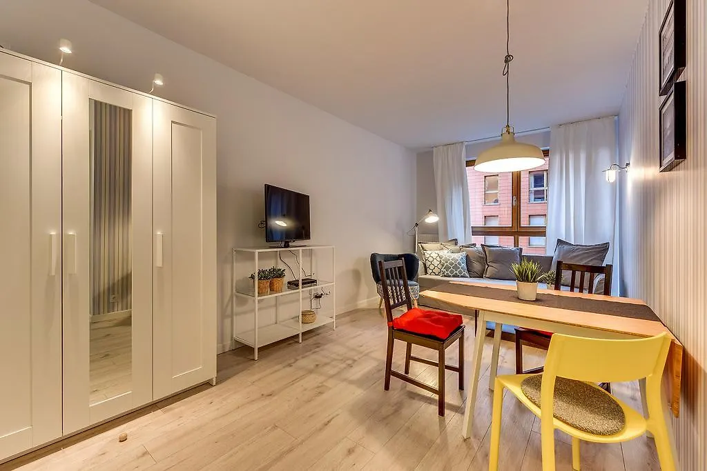 Flatinfo Aura & Nowa Motlawa Gdańsk